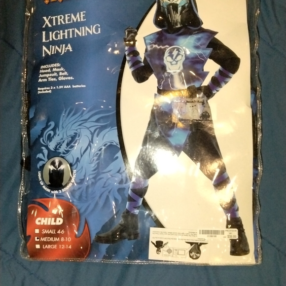 Spirit Halloween-XTREME LIGHTNING NINJA COSTUME - Picture 7 of 9